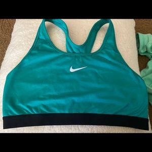 Nike teal sports bra